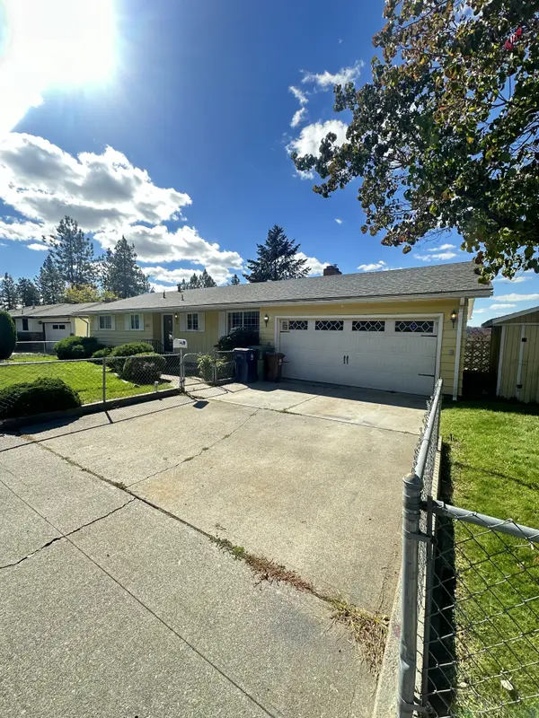 5803 N Sutherlin St, Spokane, WA 99205-7554
