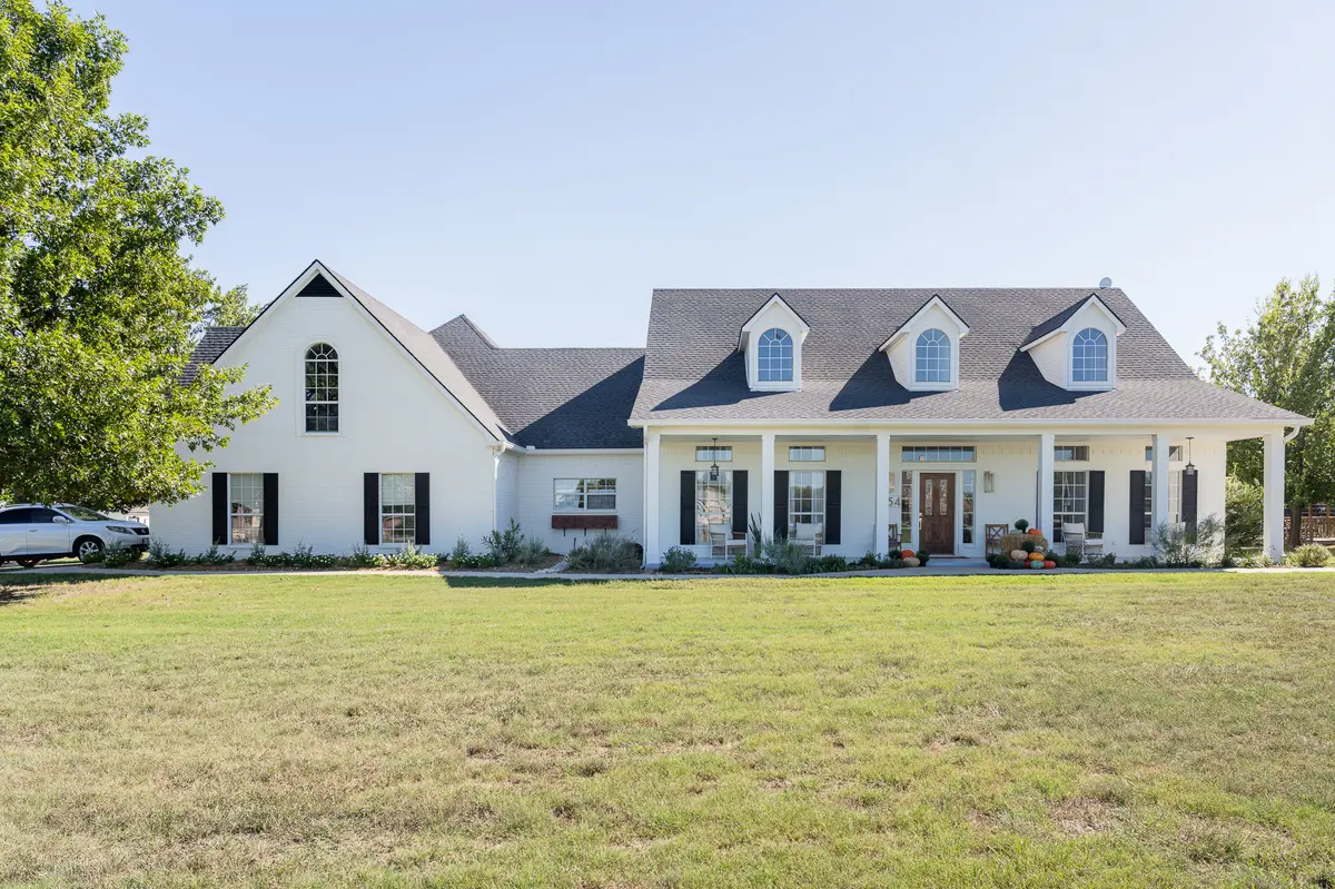 754 Conestoga Trl, Rhome, TX 76078-4213