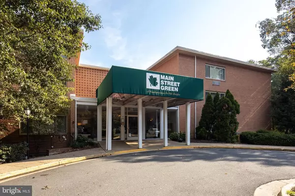 10570 Main St #522, Fairfax, VA 22030-7101