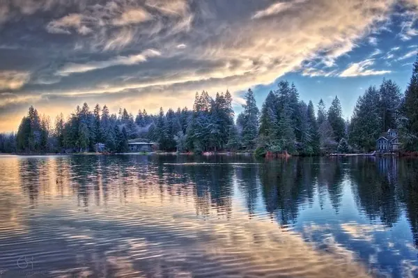 25432 SE 28th St, Sammamish, WA 98075-6028