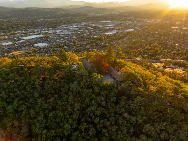 Grants Pass, OR 97526-3589,2020 NE Ridge Rd