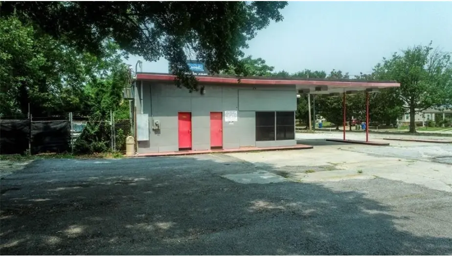 669 Pryor St SW, Atlanta, GA 30315-1067