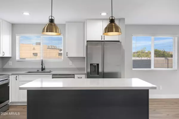 Phoenix, AZ 85003-2745,501 W Mohave St
