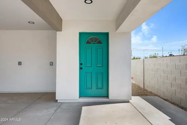 501 W Mohave St, Phoenix, AZ 85003-2745