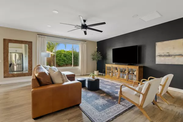 Chandler, AZ 85286-4543,95 W Goldfinch Way