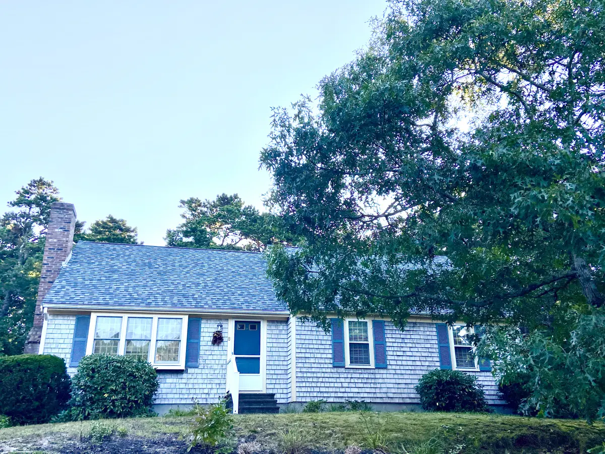 8 Hummel Dr, South Dennis, MA 02660-2646