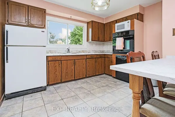 93 Clements Rd E, Ajax, ON L1S 1L3