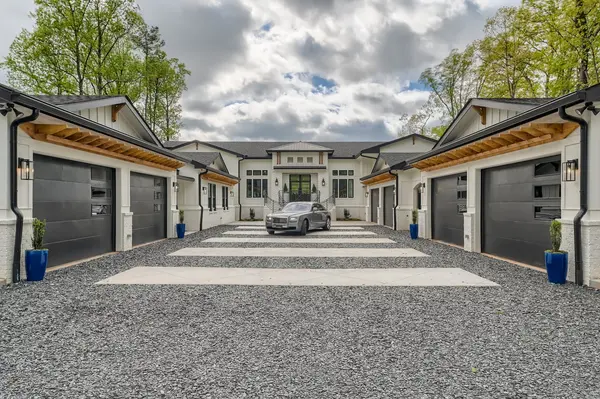 483 Pebblebrook Rd SE, Mableton, GA 30126-2603