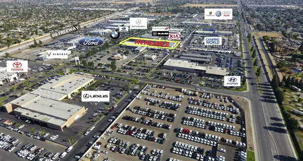 5401 Gasoline Alley Dr, Bakersfield, CA 93313-3210