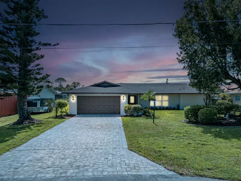 15629 Candle Dr, Fort Myers, FL 33908-1734