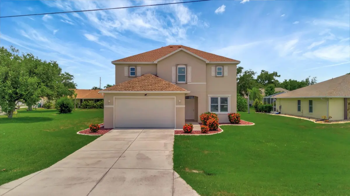 200 Valdiva St, Punta Gorda, FL 33983-5626