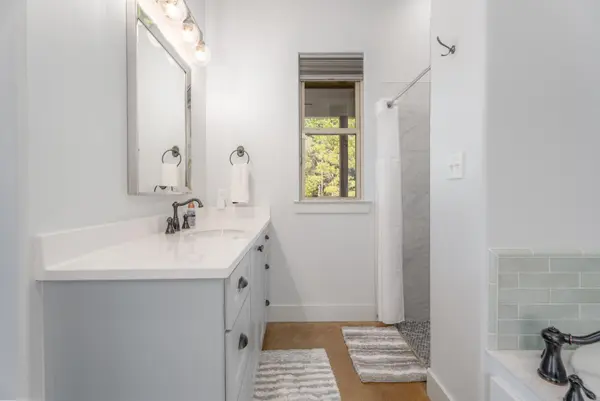 1480 County Road 3811, Troup, TX 75789-7814