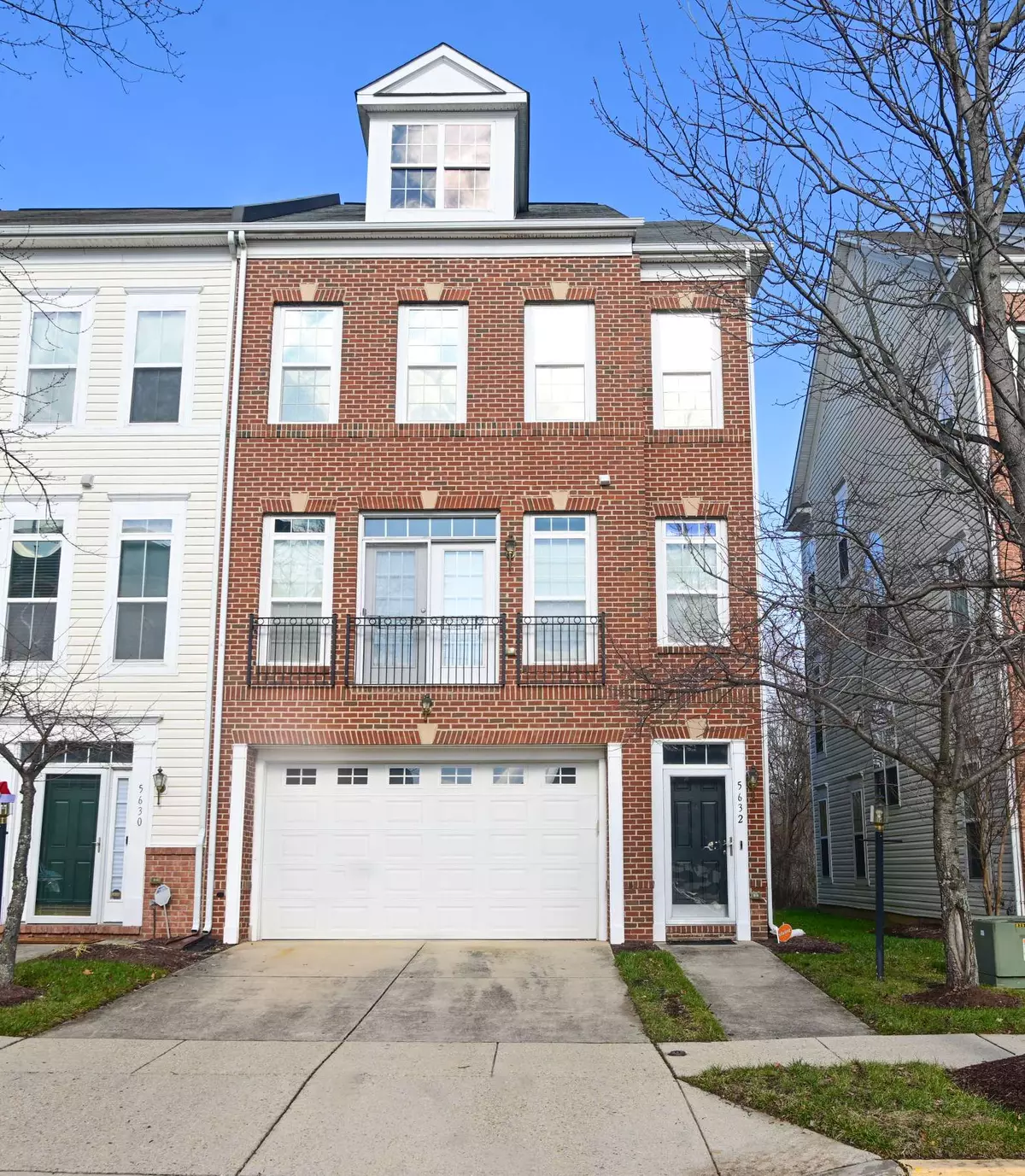 Suitland, MD 20746,5632 Hartfield Ave