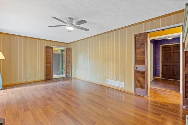 Grist Stone Dr SW, Lilburn, GA 30047