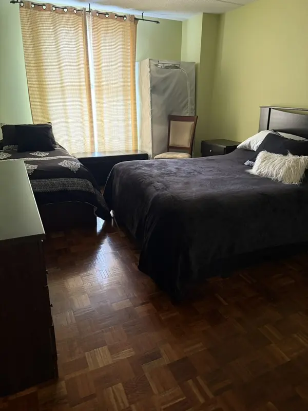 Glamorgan Ave, Toronto, ON M1P 2M8
