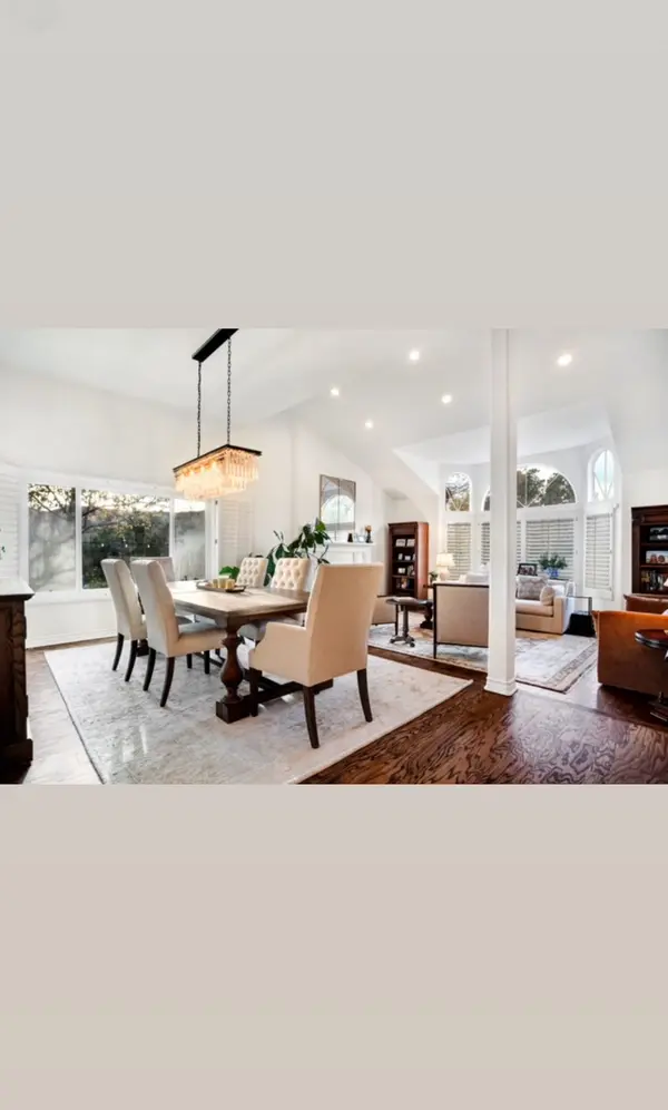 E Napoleon Ave, Oak Park, CA 91377-4747