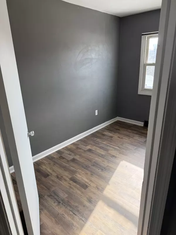 Weirton, WV 26062-2621,Paul Ave