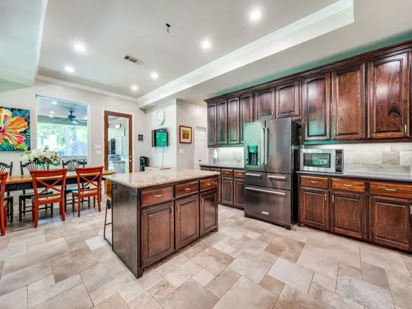 Pecan Crossing Ct, Gunter, TX 75058-3220