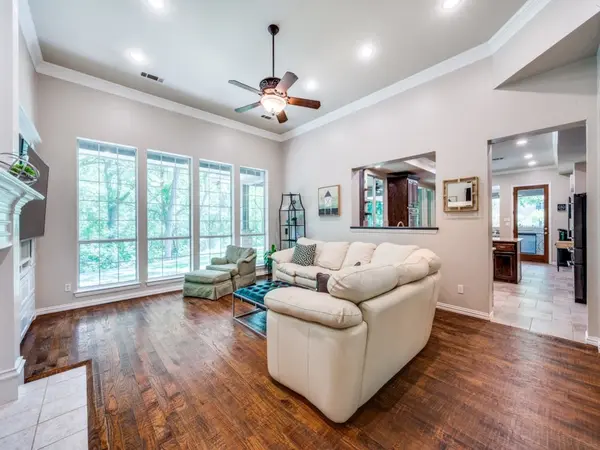 Pecan Crossing Ct, Gunter, TX 75058-3220