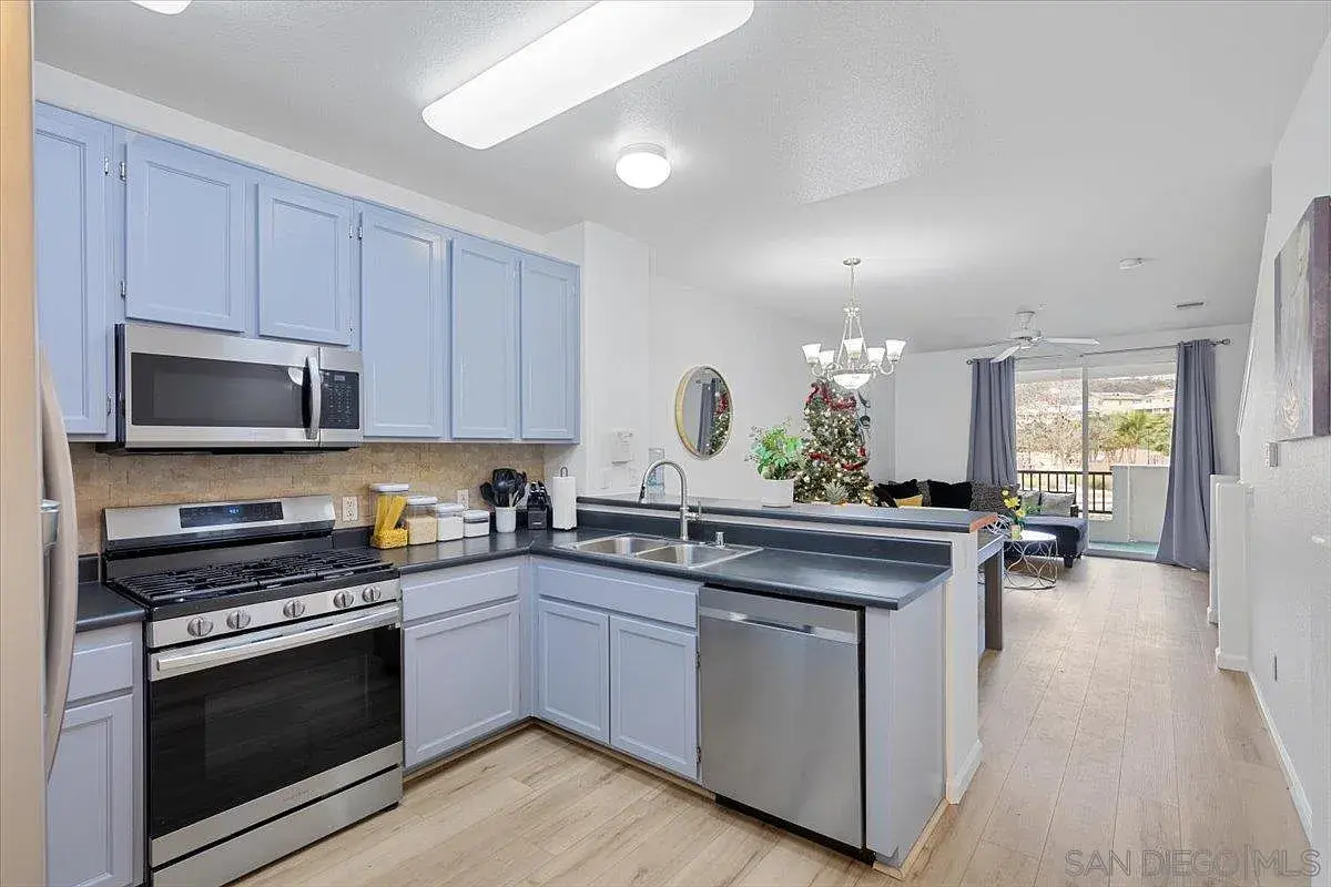 1698 Paseo Aurora, San Diego, CA 92154-4859
