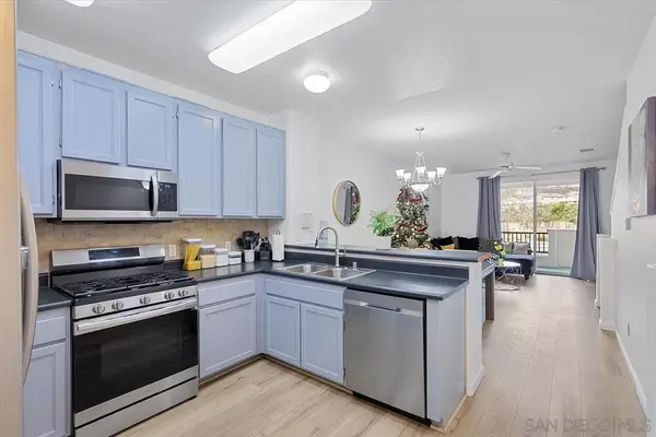 1698 Paseo Aurora, San Diego, CA 92154-4859