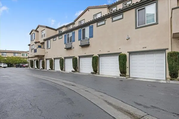 1698 Paseo Aurora, San Diego, CA 92154-4859