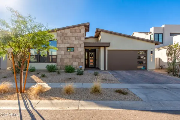 933 E Piedmont Rd, Phoenix, AZ 85042-5181