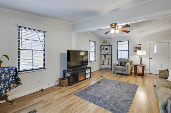 607 Sunset St, Brandon, MS 39042-7865