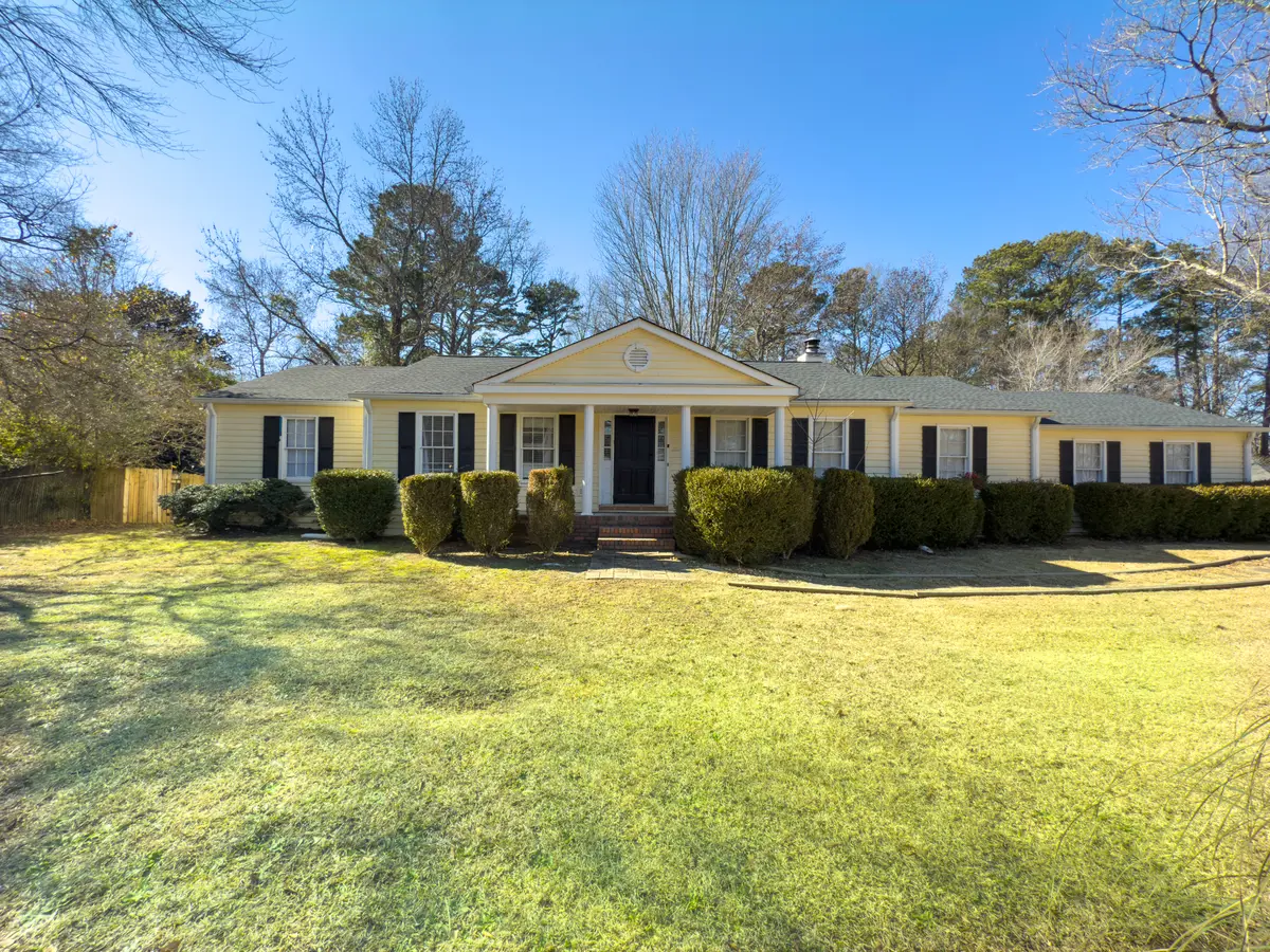 412 Tabby Ln, Winder, GA 30680-3619