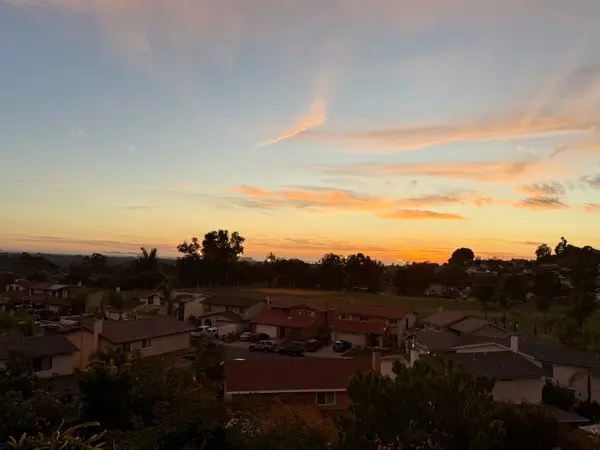 2432 Adirondack Row #4, San Diego, CA 92139-2614