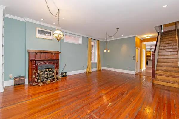 430 S 42nd St, Philadelphia, PA 19104-4045