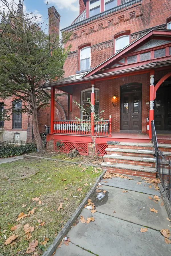 430 S 42nd St, Philadelphia, PA 19104-4045