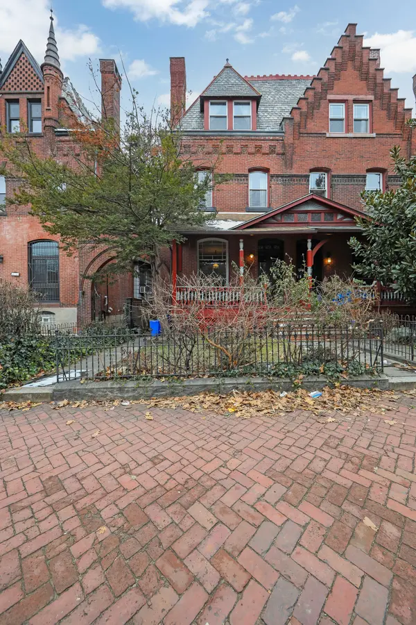 430 S 42nd St, Philadelphia, PA 19104-4045
