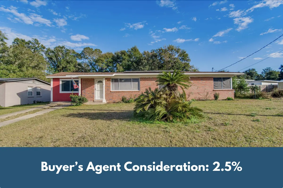 1002 Alexandria Dr, Pensacola, FL 32505-4502