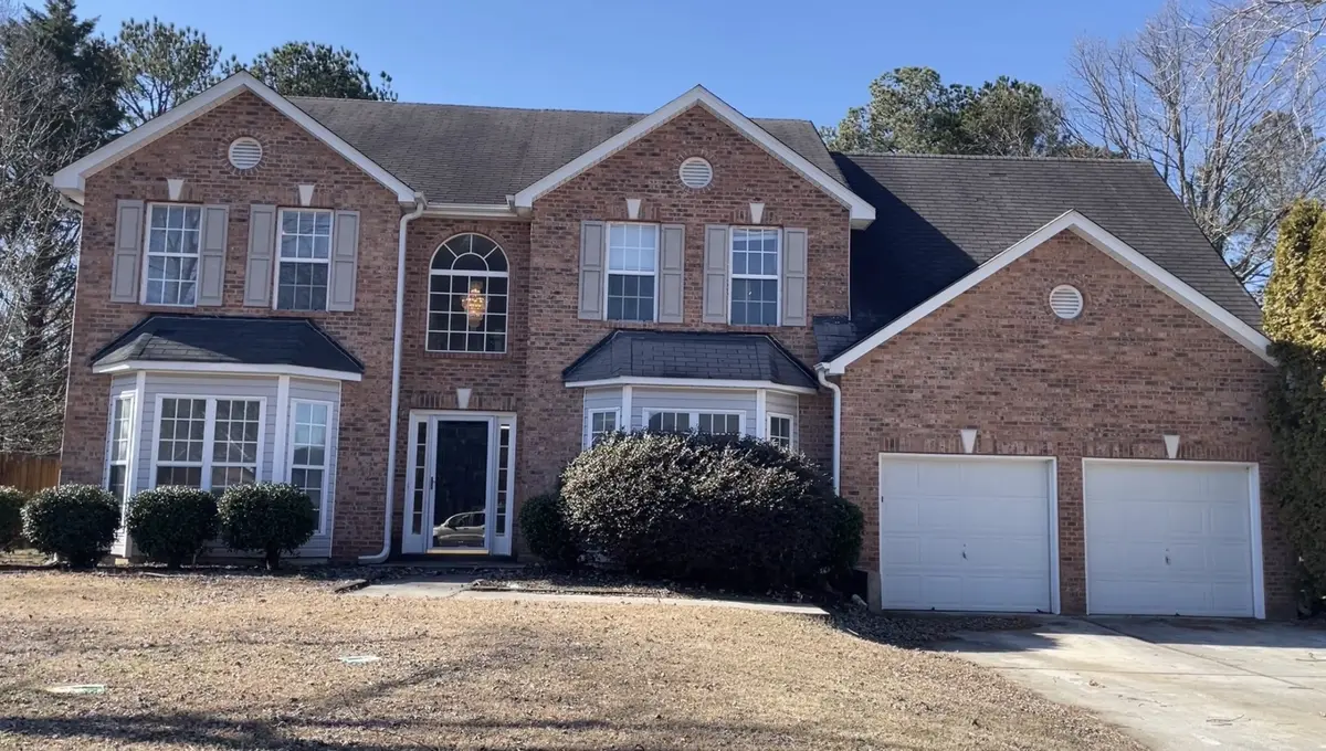 3665 Brushy Wood Dr, Loganville, GA 30052-5481