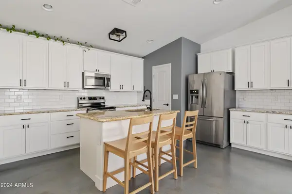 2225 N 22nd St, Phoenix, AZ 85006-2019