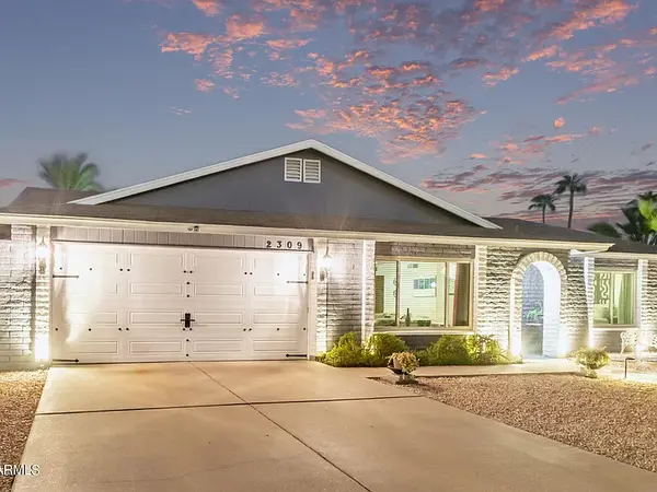 2309 S Cottonwood Dr, Tempe, AZ 85282-3031