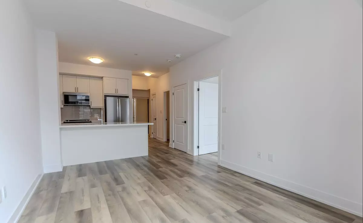 Hamilton, ON L8B,470 Dundas St E #1213