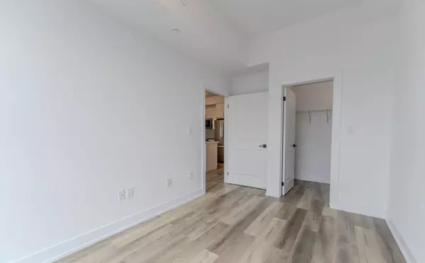 Hamilton, ON L8B,470 Dundas St E #1213