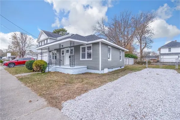 1045 Kenton Ave, Norfolk, VA 23504-3613