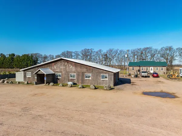 N4183 4th Ave, Hancock, WI 54943-8919