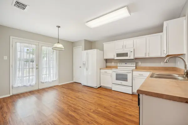 7435 Draco Leap, San Antonio, TX 78252-2752