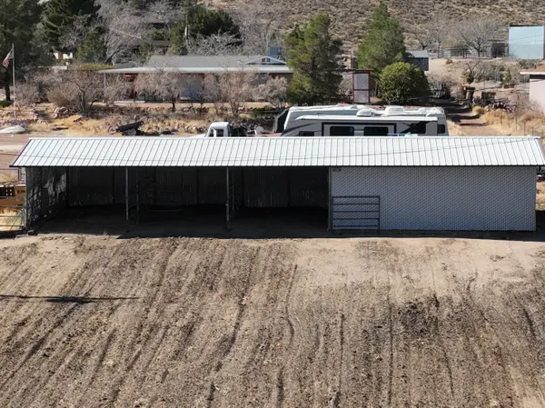 3357 N Harvard St, Kingman, AZ 86409-3577
