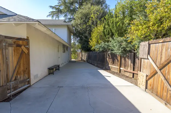 1061 Colby Circle, Thousand Oaks, CA 91362