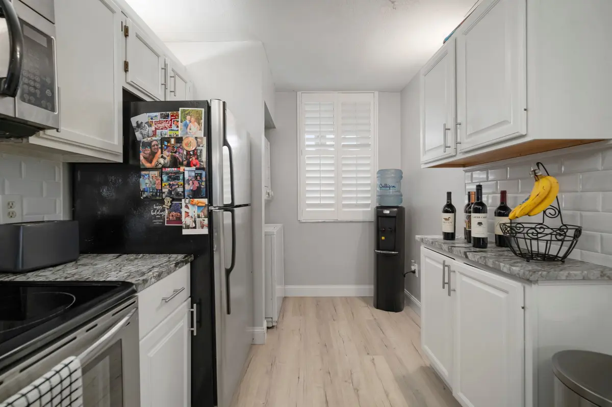 2424 W Tampa Bay Blvd #Unit#L102, Tampa, FL 33607-1300