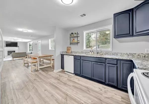 Gillsville, GA 30543-2221,3970 Joe Chandler Rd