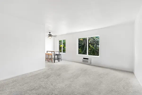 1240 N Broadway #31, Escondido, CA 92026-2835