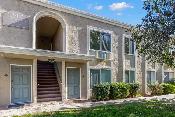 1240 N Broadway #31, Escondido, CA 92026-2835