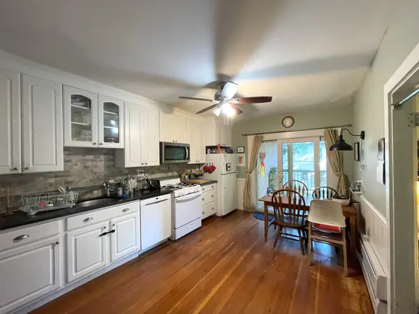 42 Hall St #2, Jamaica Plain, MA 02130-3588