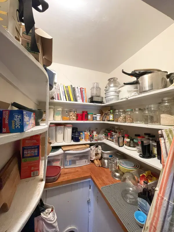 42 Hall St #2, Jamaica Plain, MA 02130-3588